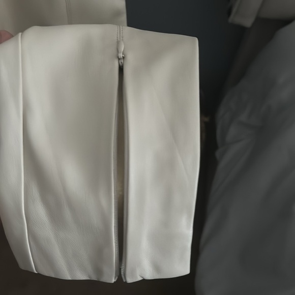 Cream color leather pants - Picture 3 of 4